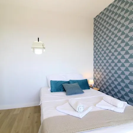 Lumineux Pour 6 * Hérouville-Saint-Clair
